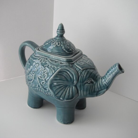 Abbott Collections Elephant Tea Pot Ceramic Trunks Up Green/Blue 7in - Picture 4 of 11